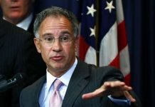 DHS Sets Up Phony College, Nets Thousands in Phony Visa Sting