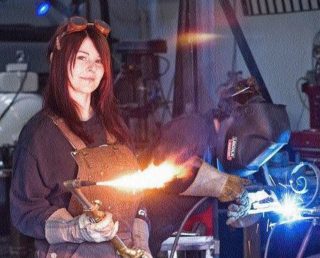 women-welding