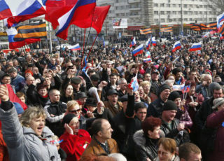 Donetsk shows solidarity with Russia