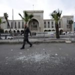 8358158-3×2-700×467