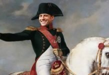 EmmaNull Macron pleads: “Split!”