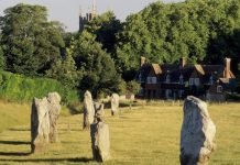 Avebury Stone Circles May Have Surrounded Once Important Wooden House