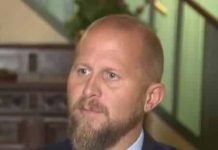 Former Trump Campaign Manager Barricades Himself in His Home