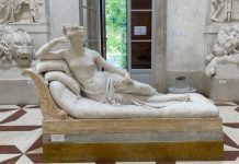 Selfie Alert! Culprit Found Who Damaged Centuries Old Museum Sculpture