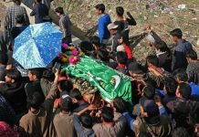 Kashmiris Observing India’s Independence as Black Day